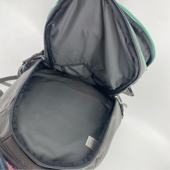 The North Face /// Grey and Teal Backpack - Picture 4 of 7